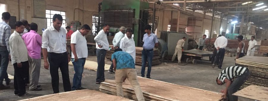 archidply-organized-factory-visit-for-delhi-contractor-1